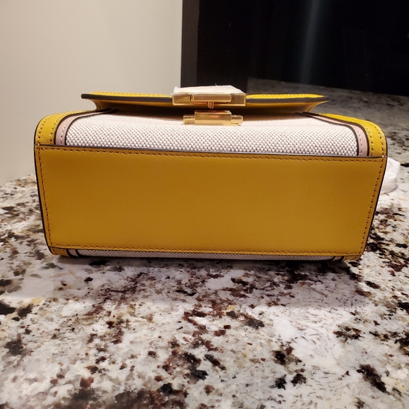 Tory Burch crossbody💛🎀 - Picture 6 of 14